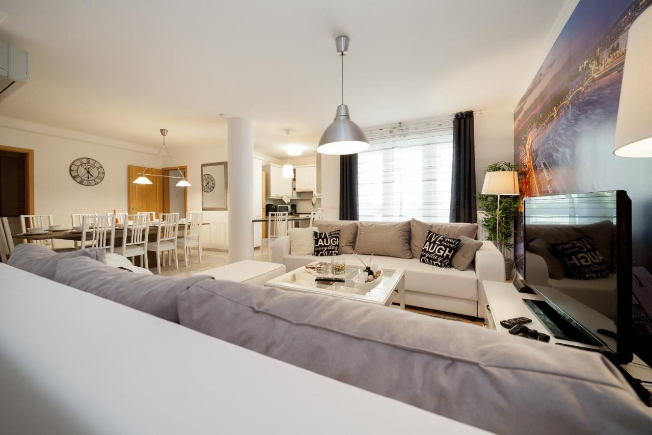 Gde Hollo Apartments บูดาเปสต์ ภายนอก รูปภาพ