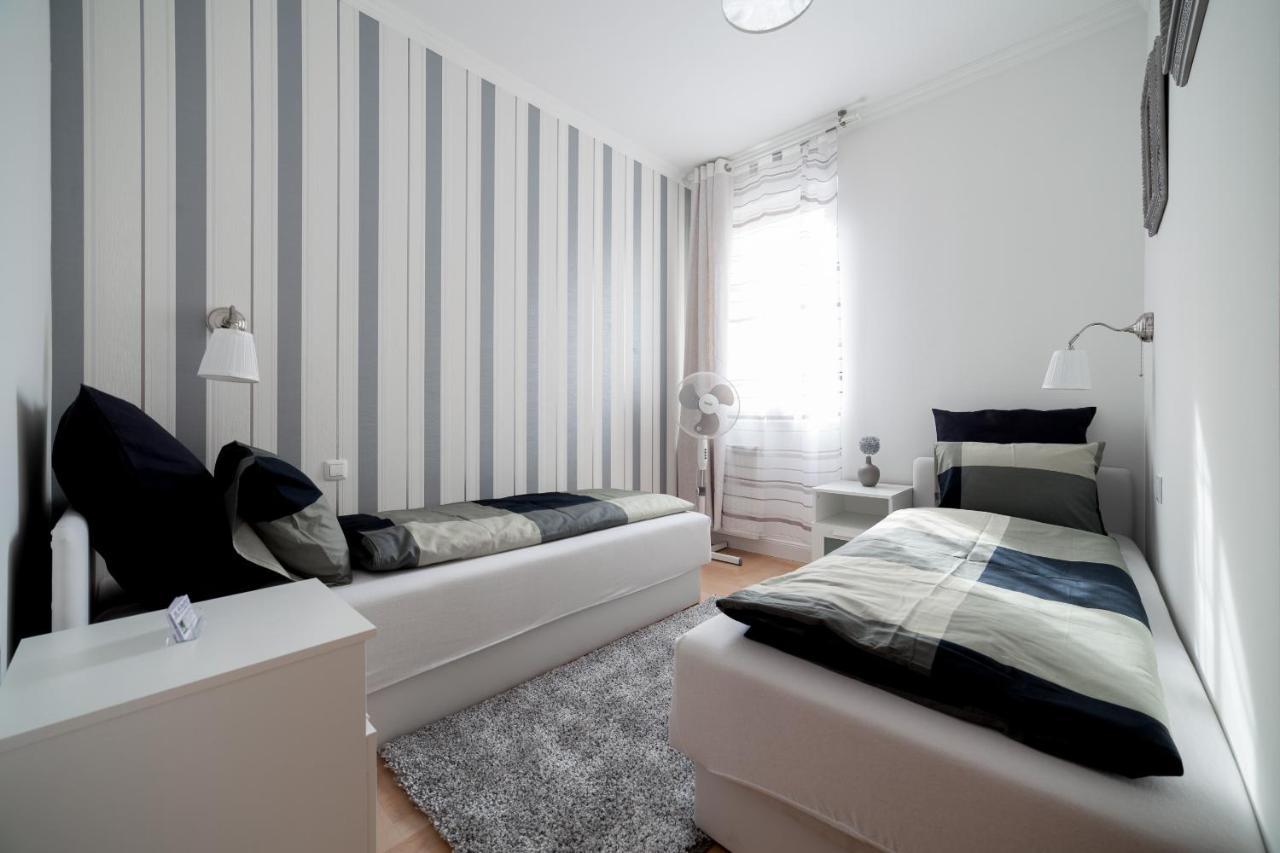 Gde Hollo Apartments บูดาเปสต์ ภายนอก รูปภาพ