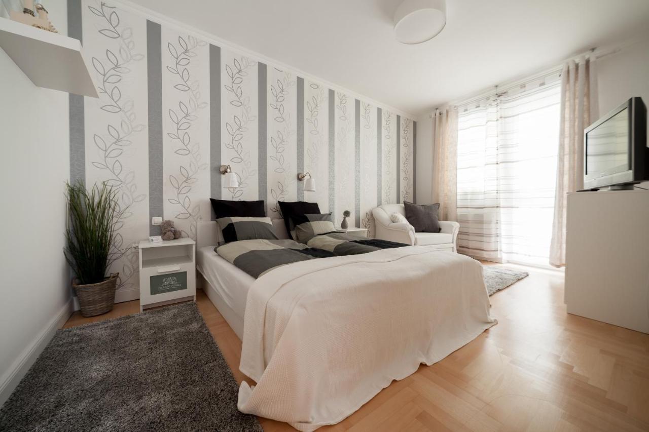 Gde Hollo Apartments บูดาเปสต์ ภายนอก รูปภาพ